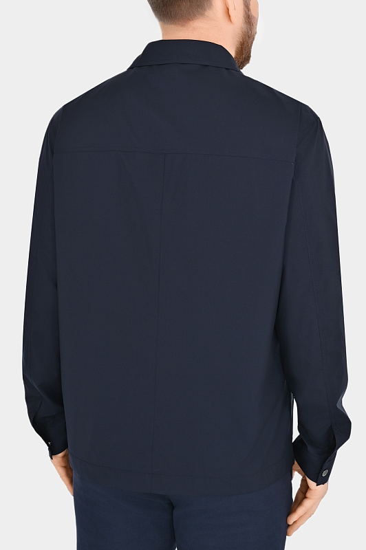 Куртка на кнопках с карманами