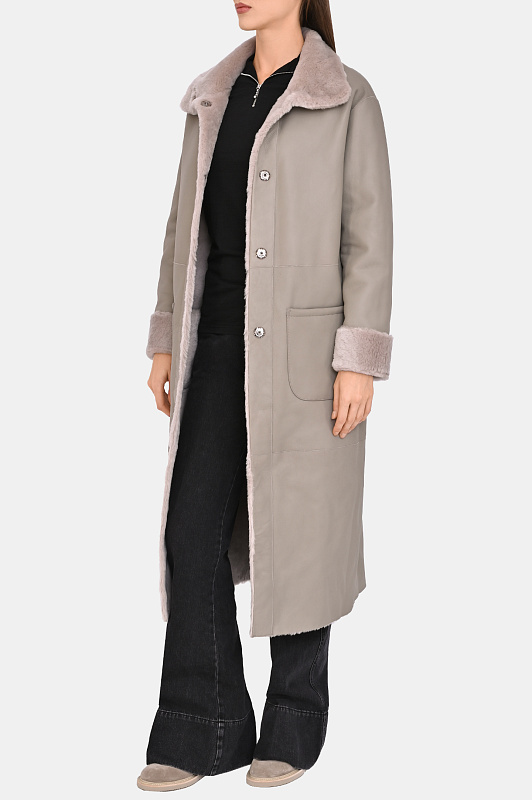 Двустороннее пальто из овчины