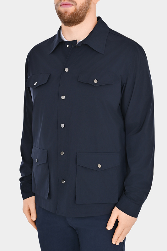 Куртка на кнопках с карманами