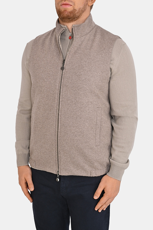 Жилет с воротником KITON Светло-бежевый Мужской UW2444V0449L0 Жилет с воротником KITON Светло-бежевый Мужской UW2444V0449L0
