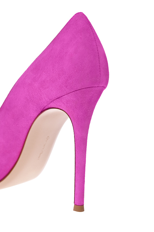 Замшевые туфли-лодочки GIANVITO ROSSI Фиолетовый Женский G28470.15RIC.CAMBLOO Замшевые туфли-лодочки GIANVITO ROSSI Фиолетовый Женский G28470.15RIC.CAMBLOO