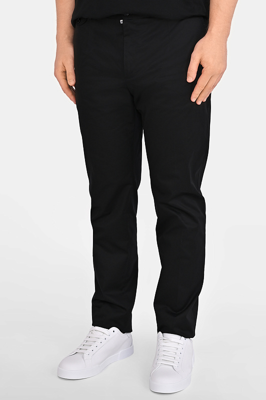 Зауженные брюки чинос DOLCE & GABBANA Черный Мужской GP19VT FUFJR Зауженные брюки чинос DOLCE & GABBANA Черный Мужской GP19VT FUFJR