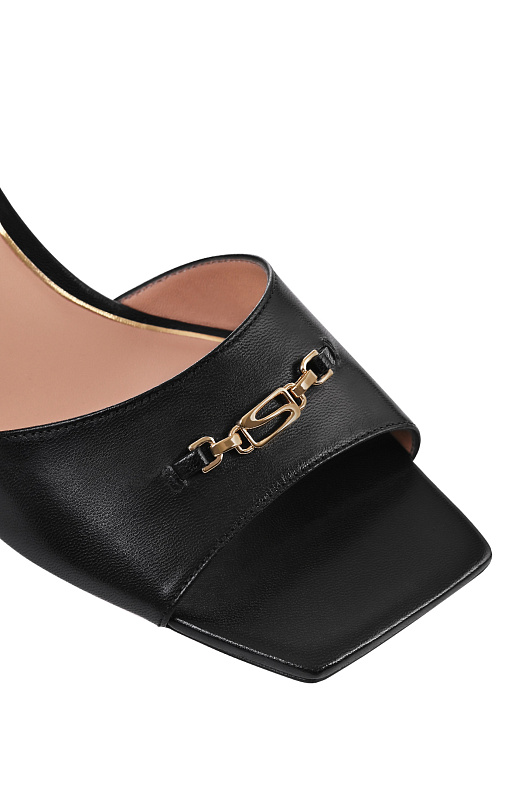 Кожаные босоножки SANTONI Черный Женский WHPG72055HA2NWLN Кожаные босоножки SANTONI Черный Женский WHPG72055HA2NWLN